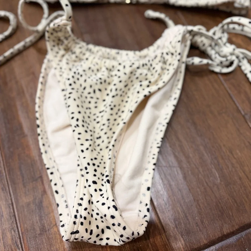 Xhilaration Womens Cream Black Dalmatian Polka Dot Smocked Bikini Set‎ Size M